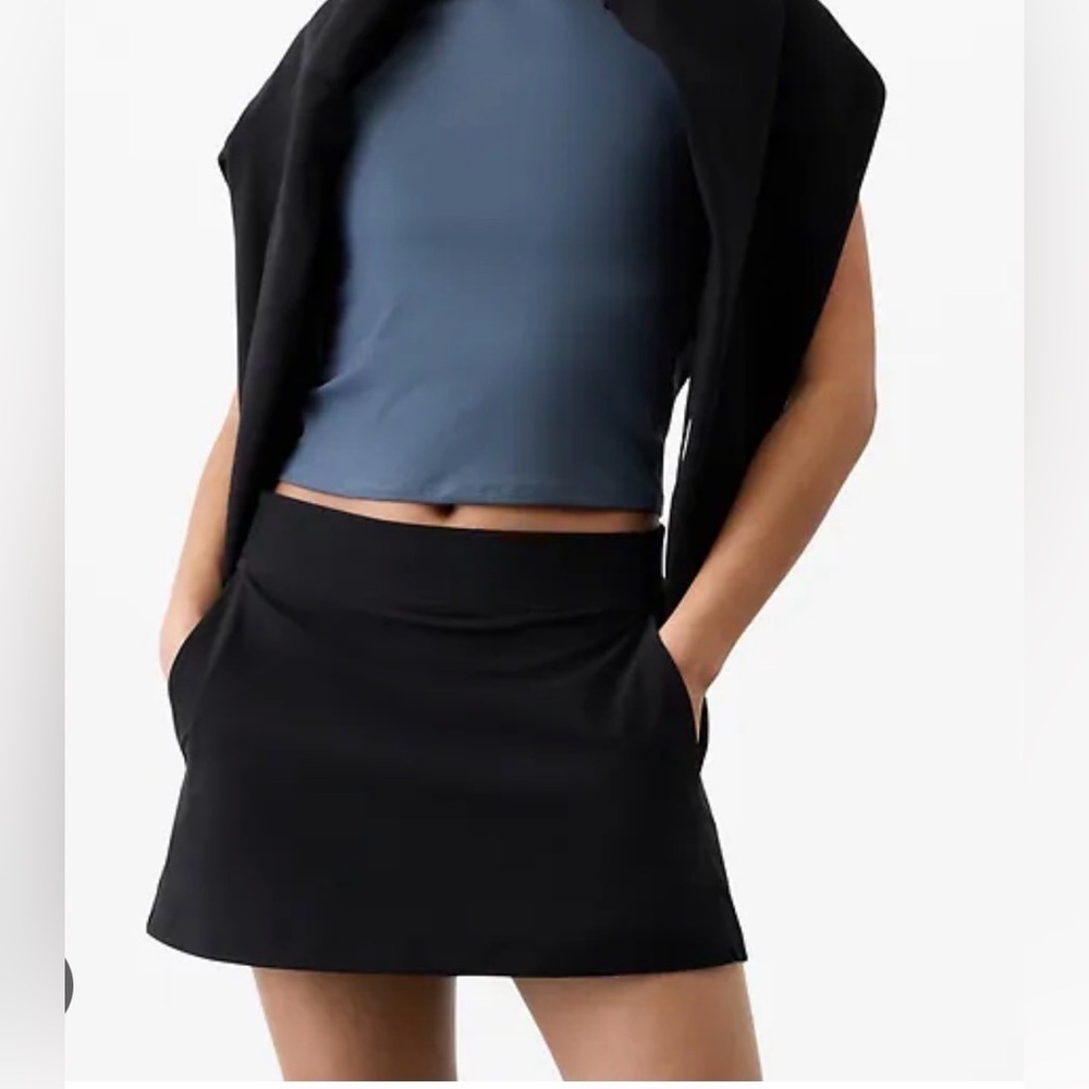 Athleta Brooklyn 16” Skort Black | Women’s Size 24 NWT